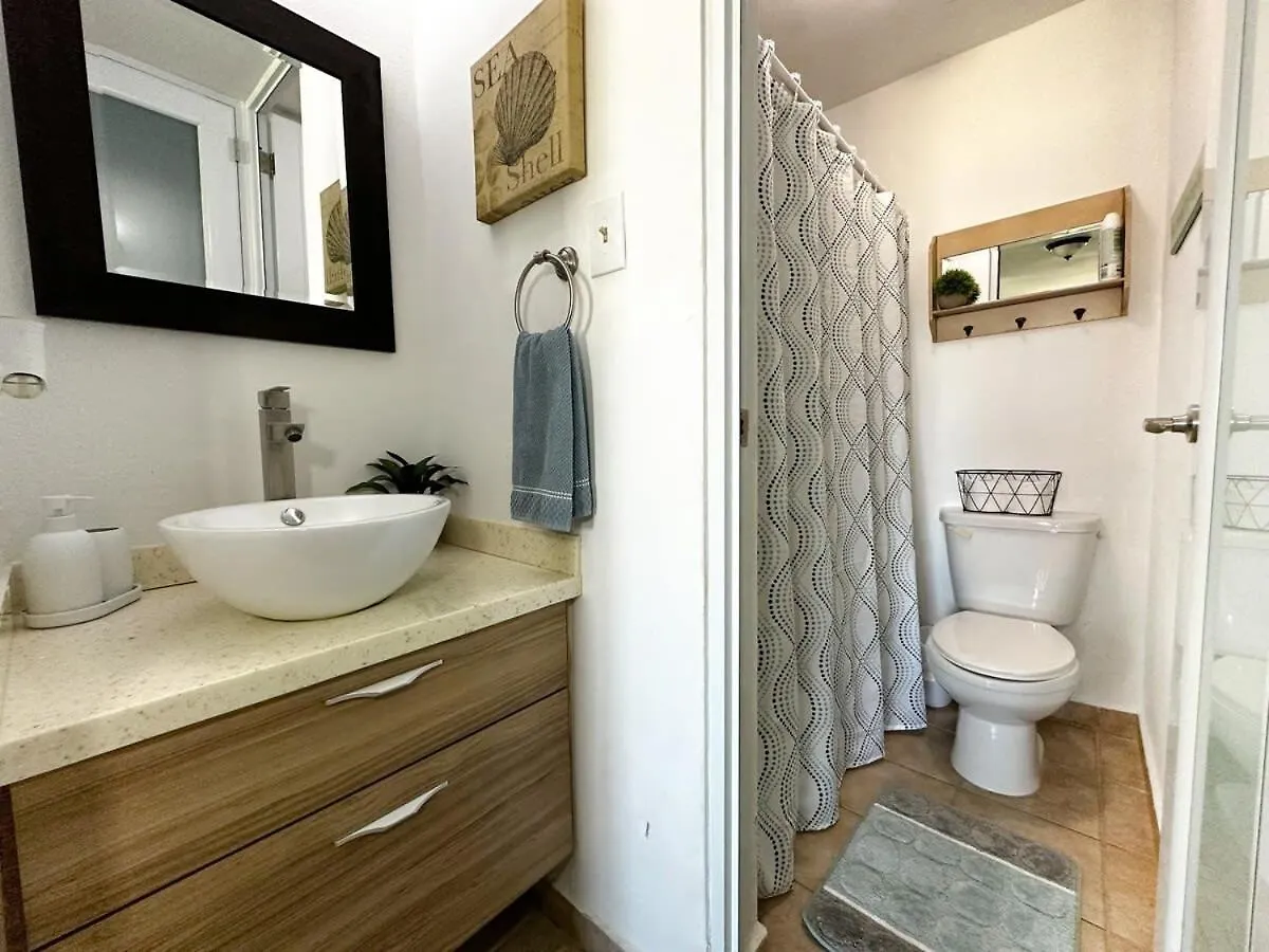 דירות איזבלה Los Reyes Beach Front Bliss 0*,  פוארטו ריקו
